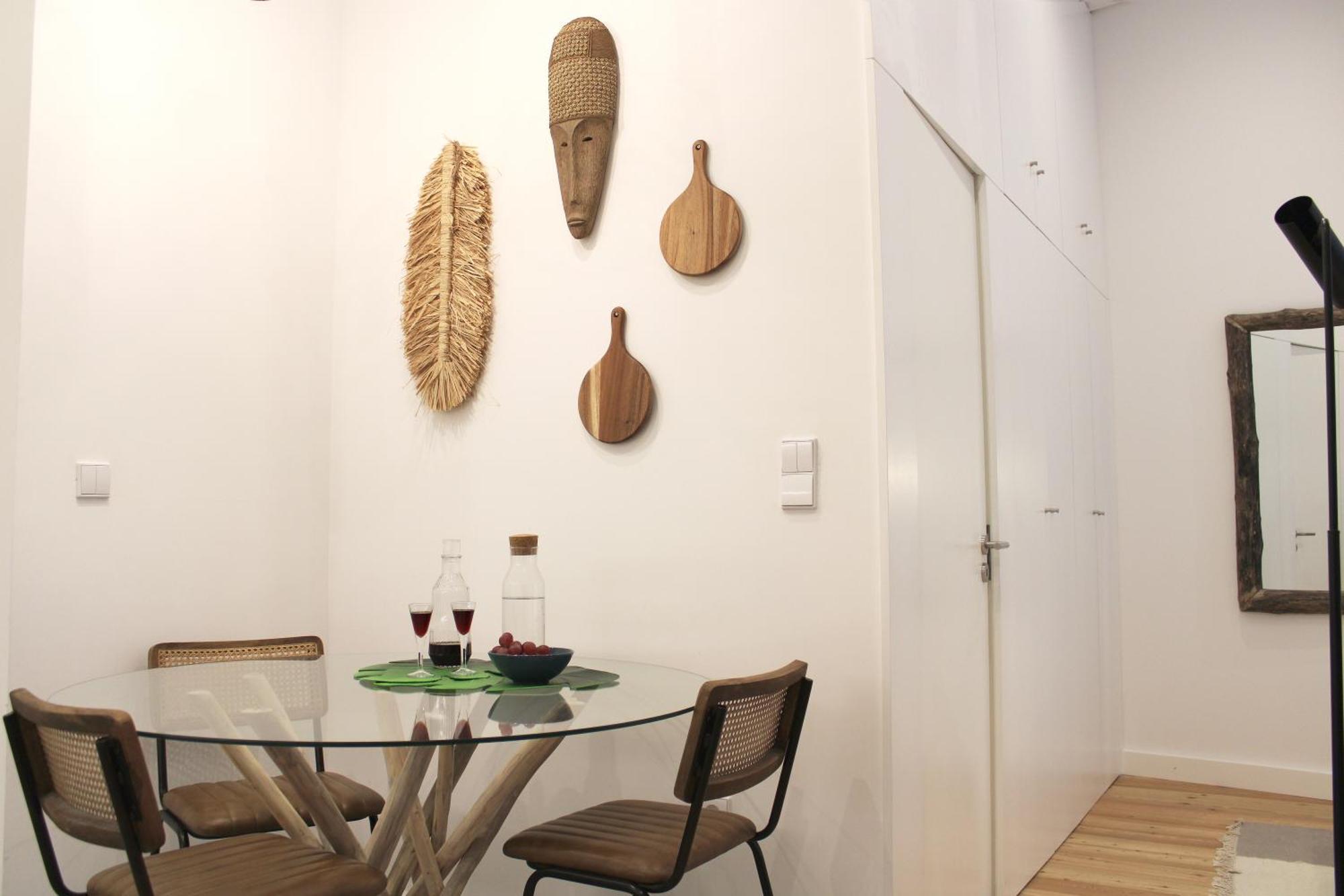 Modern Flat Near Trindade By Lovelystay Porto Luaran gambar